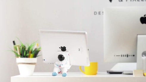 Creative Astronaut Phone Holder for Desk, Supporter for iPhone, iPad, Samsung Phone