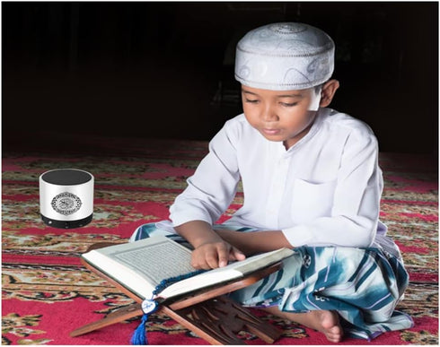 Quran Speaker with Remote Control, USB Rechargeable, Portable Digital Quran Player, 8GB TF FM Quran Translator, 18