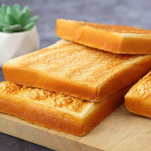 2 4.52X4.52X0.78 Inch Kisangel Simulated Bread Adornments Pcs Realistic Toast Model Ornaments for Photography Props