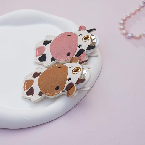 2 Pack Cute Cow Airtag Leather Keychain Holder Case, Kawaii Cow Key Ring Cover for Apple Airtag