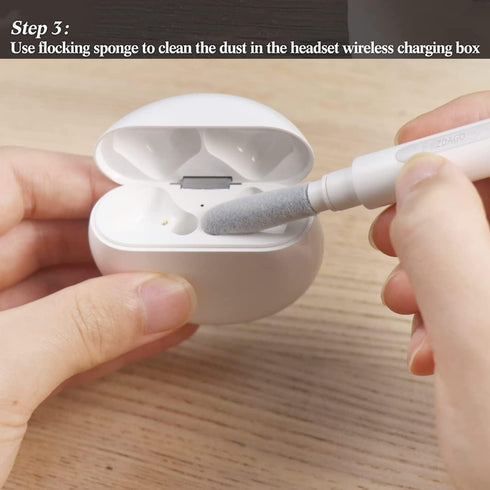 2022 New Bluetooth Clean Kit for Bluetooth Headset, Portable Earphone Cleaning Pen for Mobile Devices