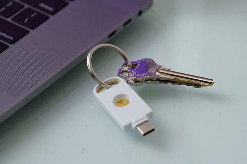 IDENTIV FIDO2 FIDO2, U2F, uTrust NFC Security Key USB-C (FIDO, WebAuthn)