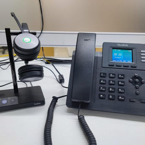 Yealink EHS35 Wireless Headset Adapter for IP Phones T3X Series, Connects to WH62/WH63 DECT Headset