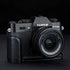 Metal Hand Grip L Bracket for Fuji Fujifilm X-T30 II, X-T30, X-T20, X-T10 with Battery Compartment Opening