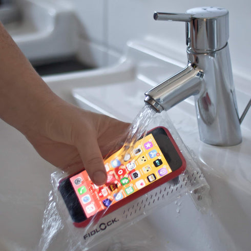 FIDLOCK Hermetic Dry Bag Medi, Flexible Magnetic Self-Sealing Bag for Cellphone, 100% Waterproof and Sand Proof,
