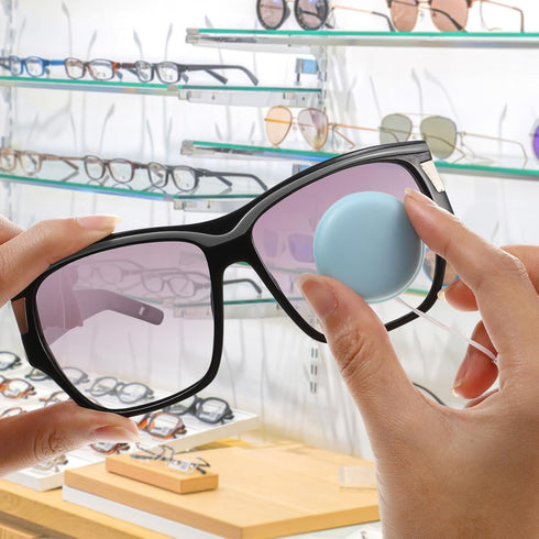 4pcs STOBOK Macaron Screen Cleaners Eyeglass Lens Portable Phone Screen Cleaners Keychain Screen Cleaning Brush