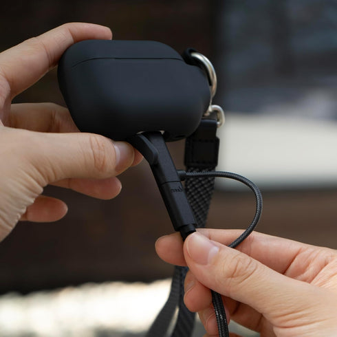 Moshi 2-in-1 USB-C to USB-C & Lightning Charging/Sync Cable (1M) - Jet Black