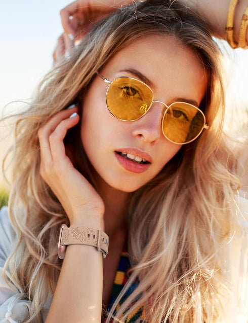 Minyee 2 Packs Floral Engraved Band, Soft Silicone Sunflower Dandelion Sport Designer Strap for Fitbit Versa 2 Women