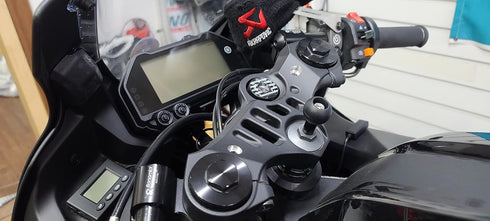 motomount R3 for Yamaha YZF R3 (2016+) | Ram Stem Nut/Mount with 1 inch (25mm) TPU Ball, Compatible with