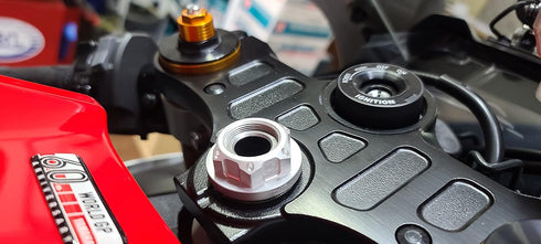 motomount R7 Steering Stem Nut for Yamaha YZF R7 (2021+) Phone/Camera/GPS Mount
