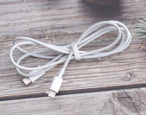 200 Pcs Silicone Cable Ties, 12 MM OD Reusable Rubber Bands for Home Office School Wire Cord Management (White)