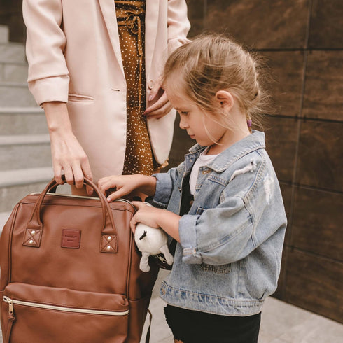 Backpack 14-15 Inch Backpack 15 Kah&Kee Leather Laptop for Women, Professional Work Bag, Water-Resistant Vegan Leather