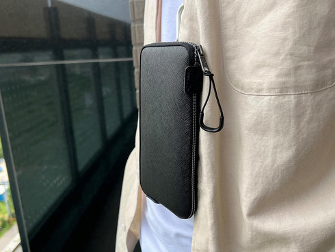 OneJoy Neoprene Phone Pouch, Lightweight Protective Cellphone Sleeve with Large Zipper Opening (Black)
