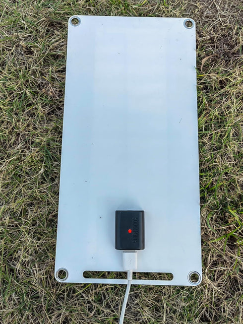 HUYINGC Solar Power Charger with 6 Watt Portable Solar Panel for 1.2V AA & AAA Ni-MH Ni-CD Rechargeable Batteries and