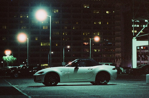 Amber 800 35mm Color Negative Cine Film, 27 Exposures, ISO800, 135, Cinematic Motion Picture Style